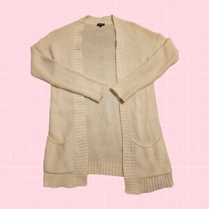 Express 🩷 Ivory Knit Cardigan